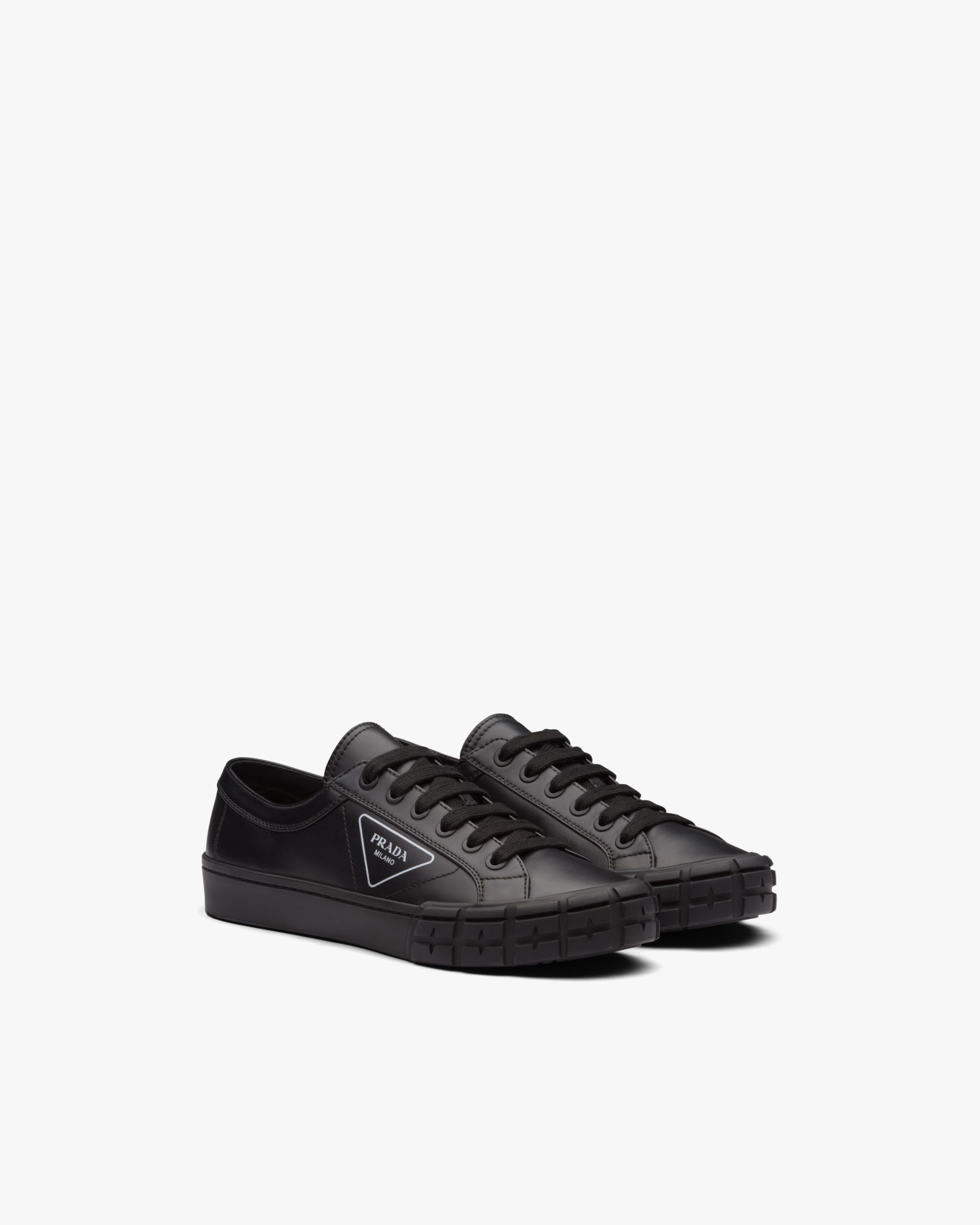Black Cassetta Wheel Leather Sneakers